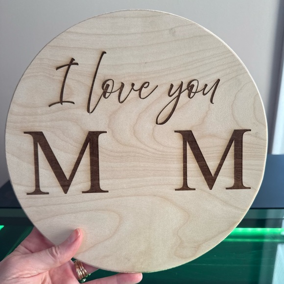 Wooden I Love You Mom Wall Decor - Picture 4 of 6